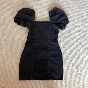 H&M Divided denim puffy sleeve dress